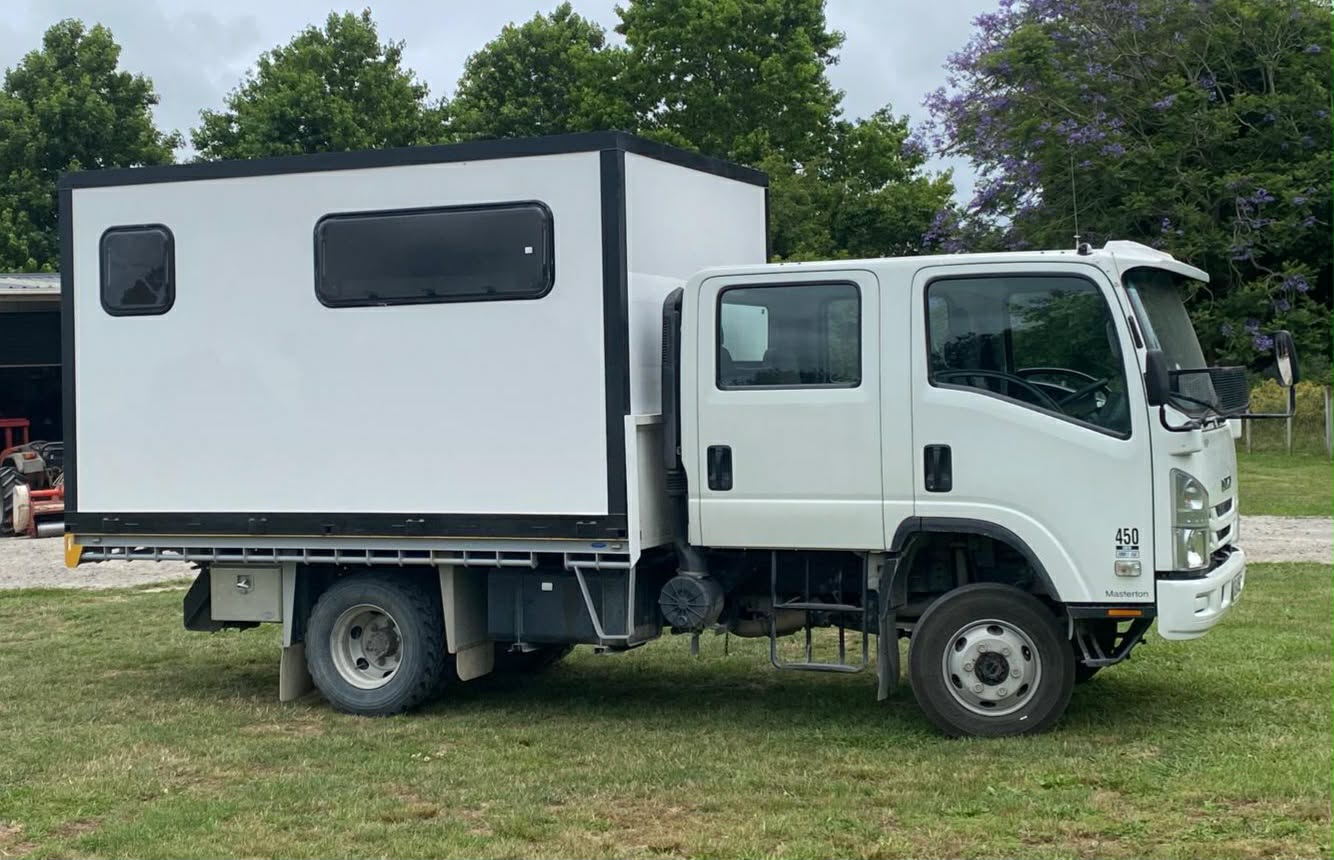 550 x 1450 RV / Caravan / Van / Horse truck Windows