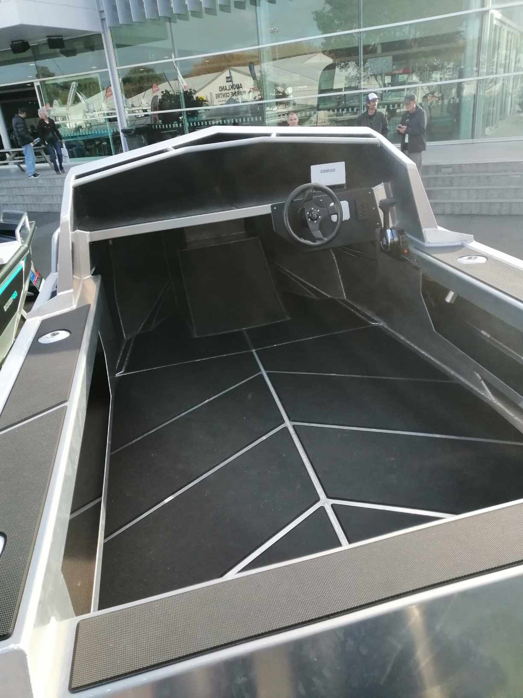 Hydrolab Marine 18ft Semi-foiling Catamaran - Foil 550.