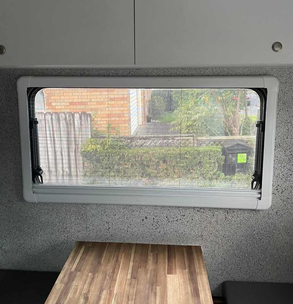 600 x 1200 RV / Caravan / Van / Horse truck Windows