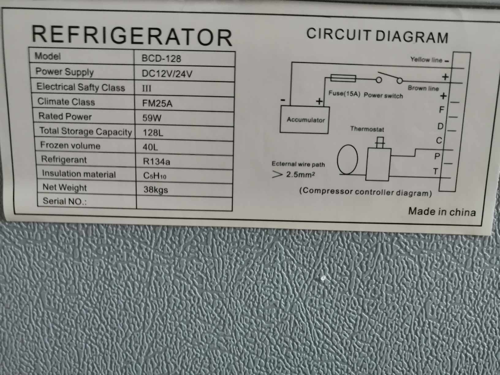 Fridge freezer 12/24v DC 128l for boat/caravan/truck/RV/Tiny house/off grid living
