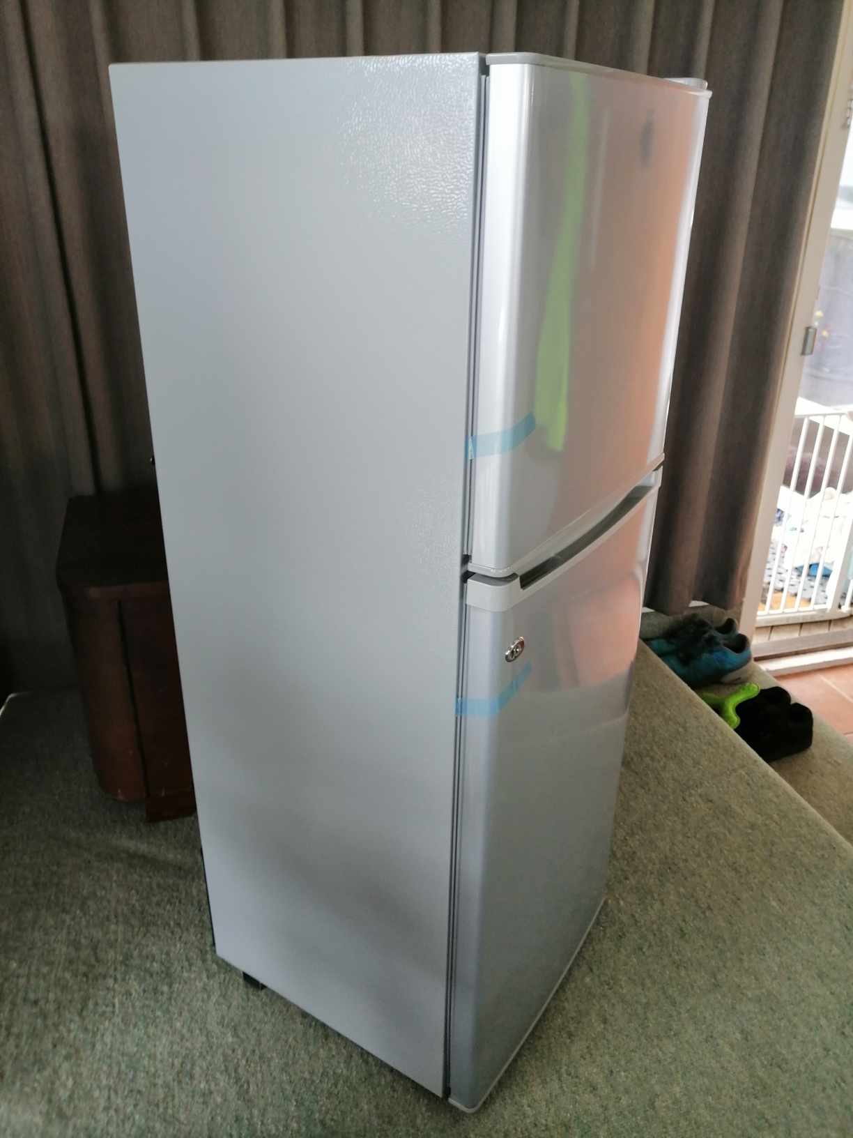 Fridge freezer 12/24v DC 128l for boat/caravan/truck/RV/Tiny house/off grid living