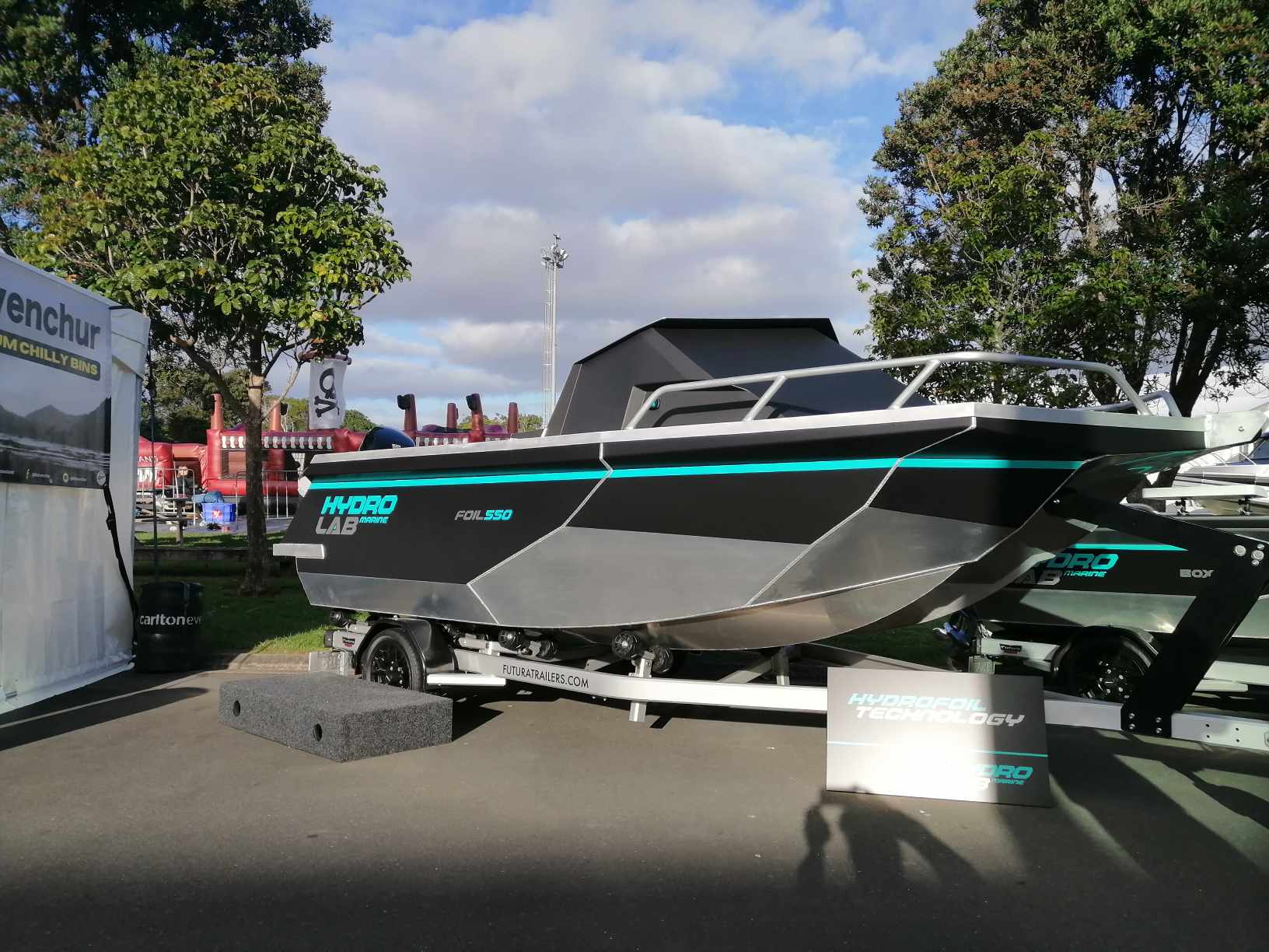 Hydrolab Marine 18ft Semi-foiling Catamaran - Foil 550.