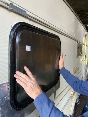550 x 900 RV / Caravan / Van / Horse truck Windows