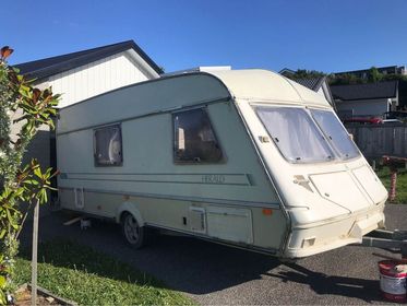 400 x 700 RV / Caravan / Van / Horse truck Windows