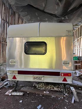 RV / Caravan / Van / Horse truck Windows 500 x 700