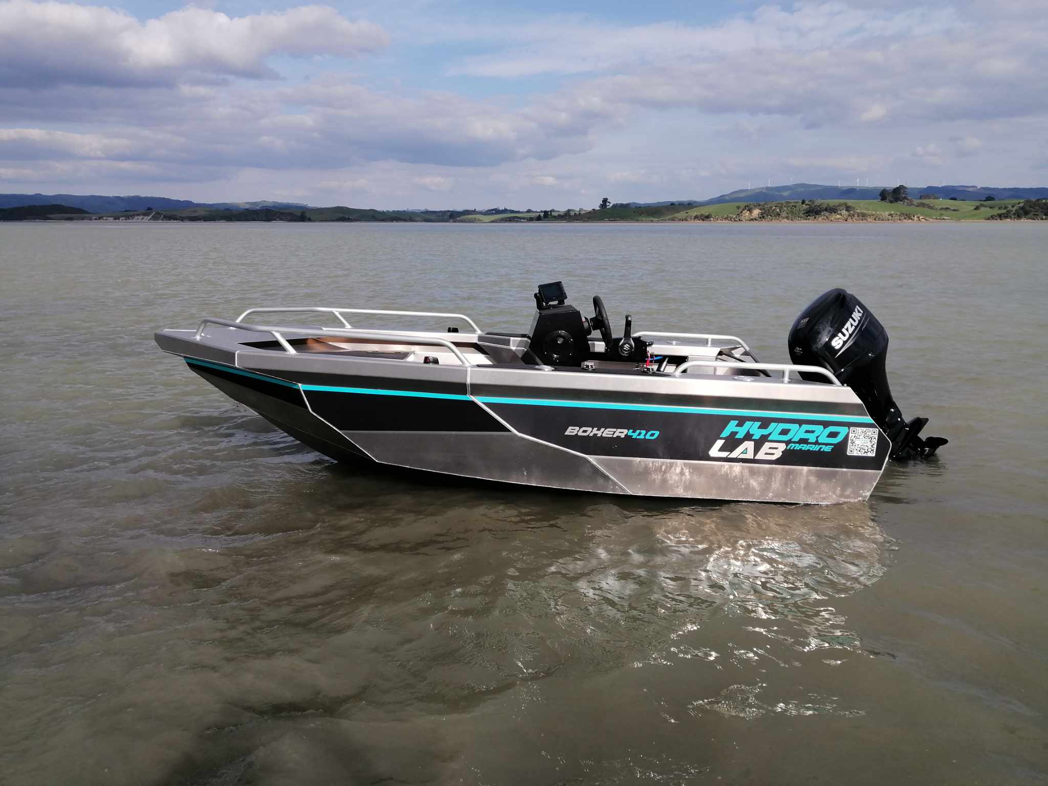 Hydrolab Marine 4.1m  Boxer, Side Console