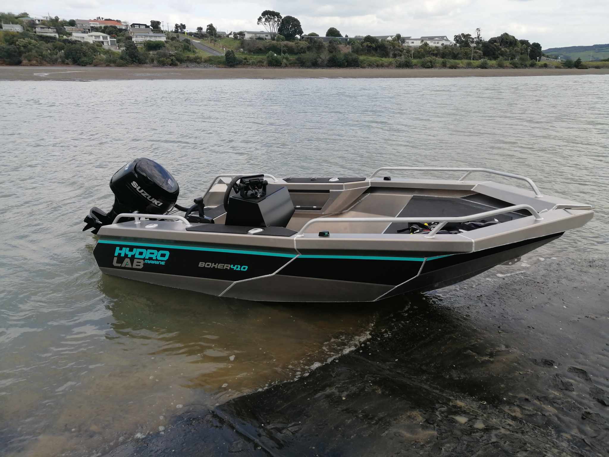 Hydrolab Marine 4.1m  Boxer, Side Console