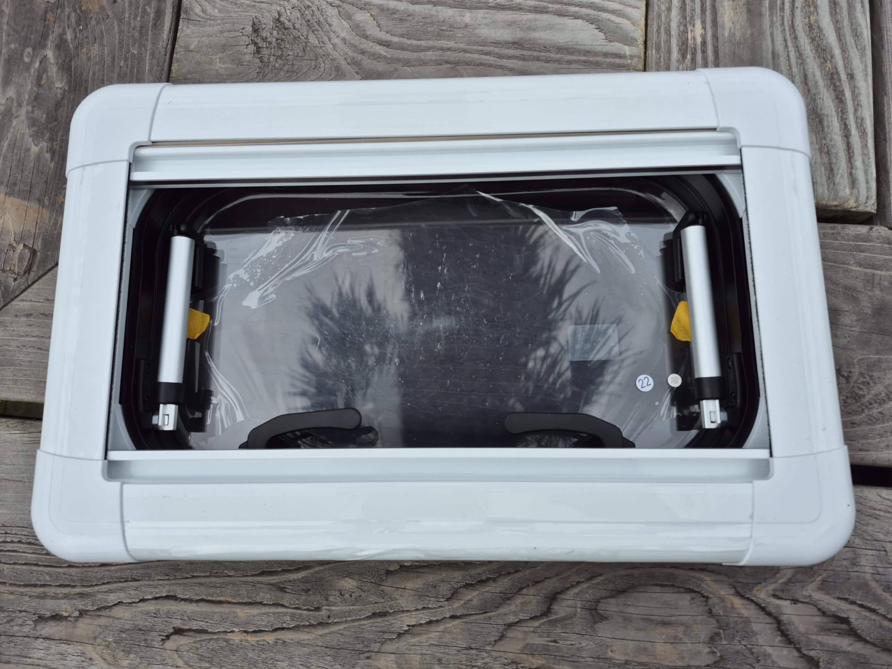 300 x 500 RV / Caravan / Van / Horse truck Windows