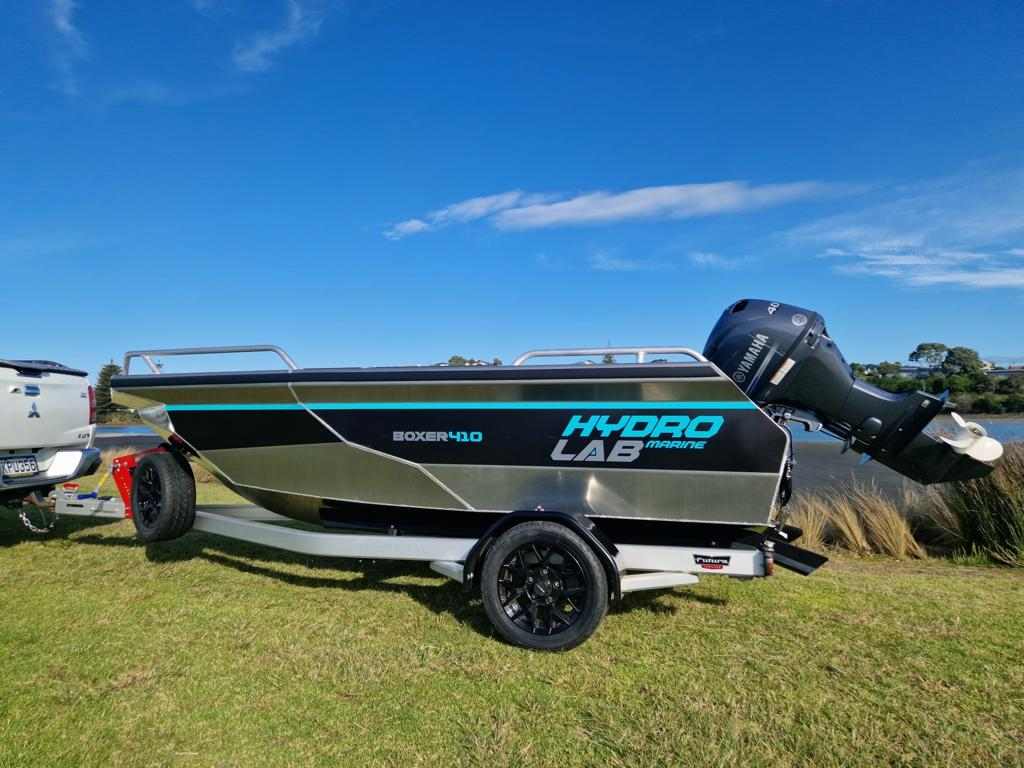 Hydrolab Marine 4.1m  Boxer, Side Console