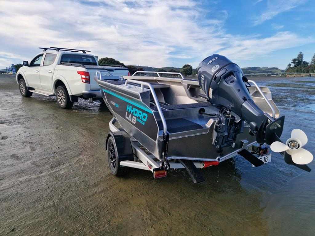 Hydrolab Marine 4.1m  Boxer, Side Console