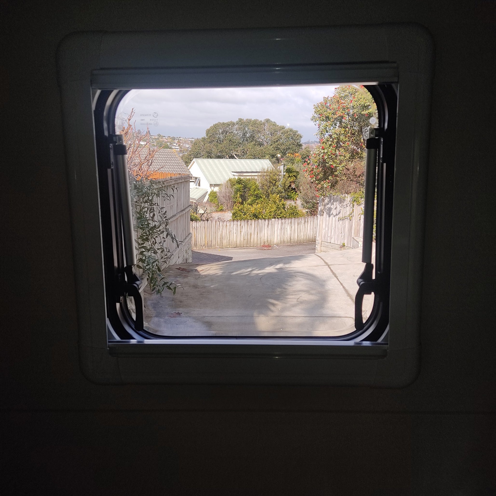 500 x 500 RV / Caravan / Van / Horse truck Windows