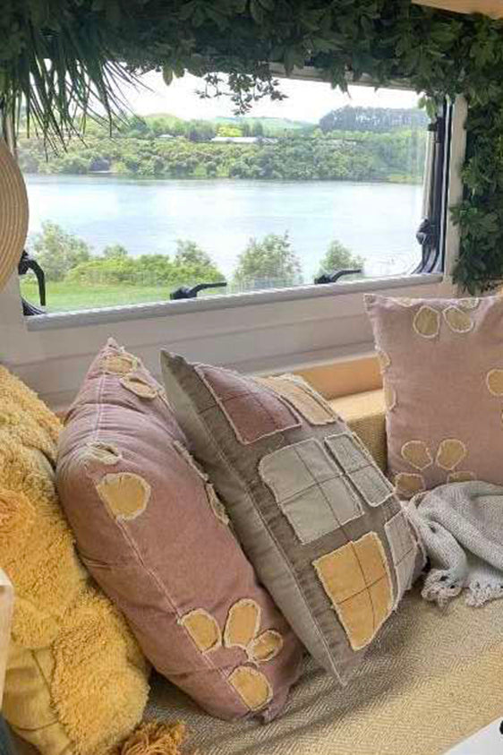 500 x 900 RV / Caravan / Van / Horse truck Windows