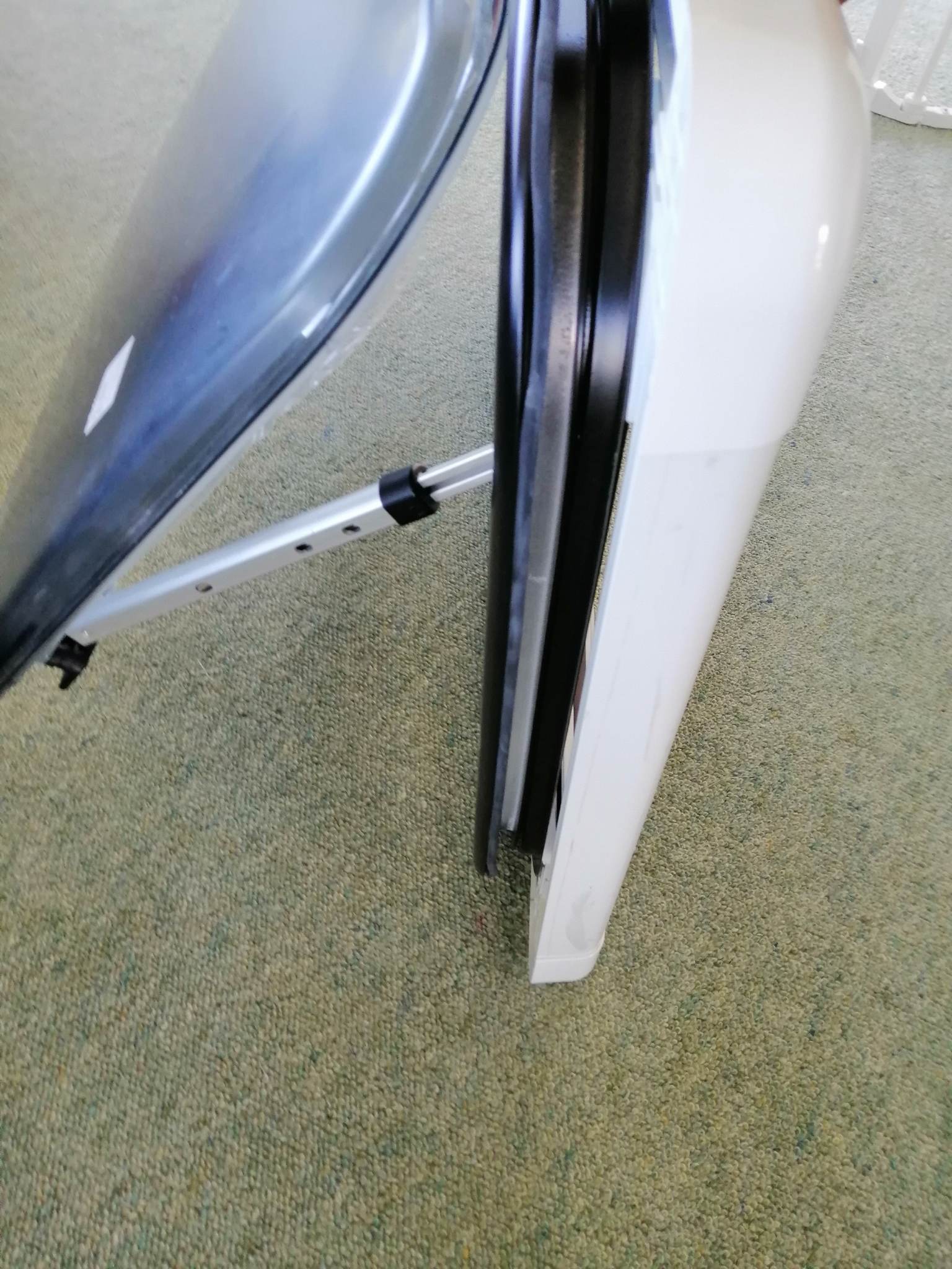 550 x 900 RV / Caravan / Van / Horse truck Windows