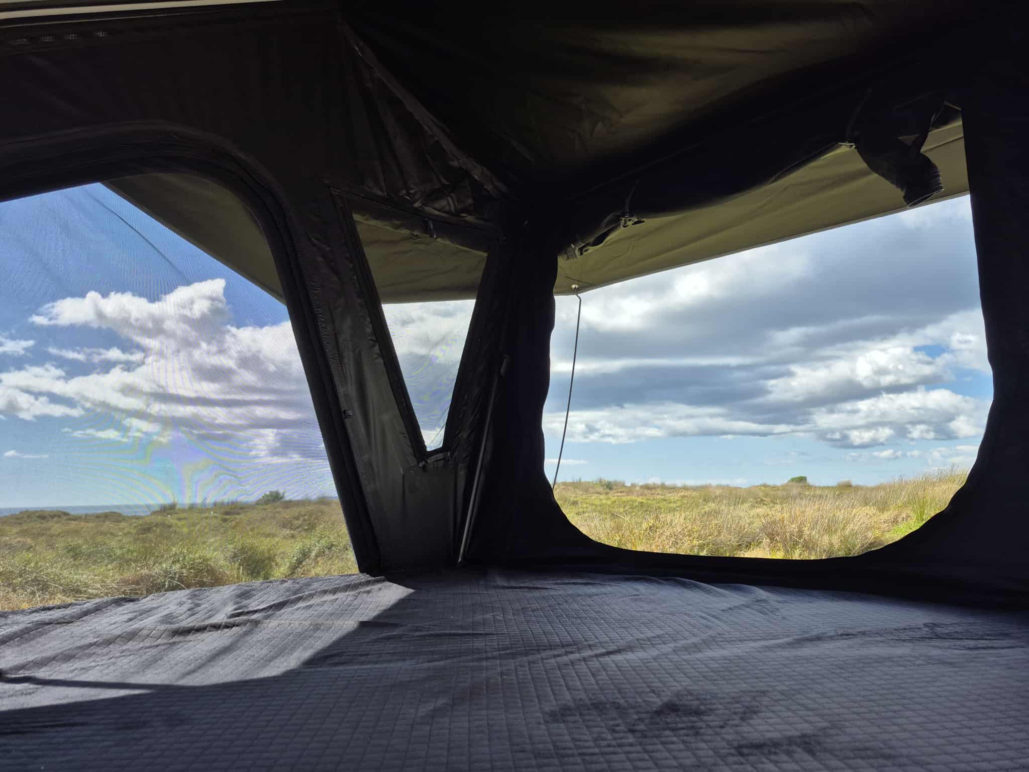 Rooftop tent - X Hinge