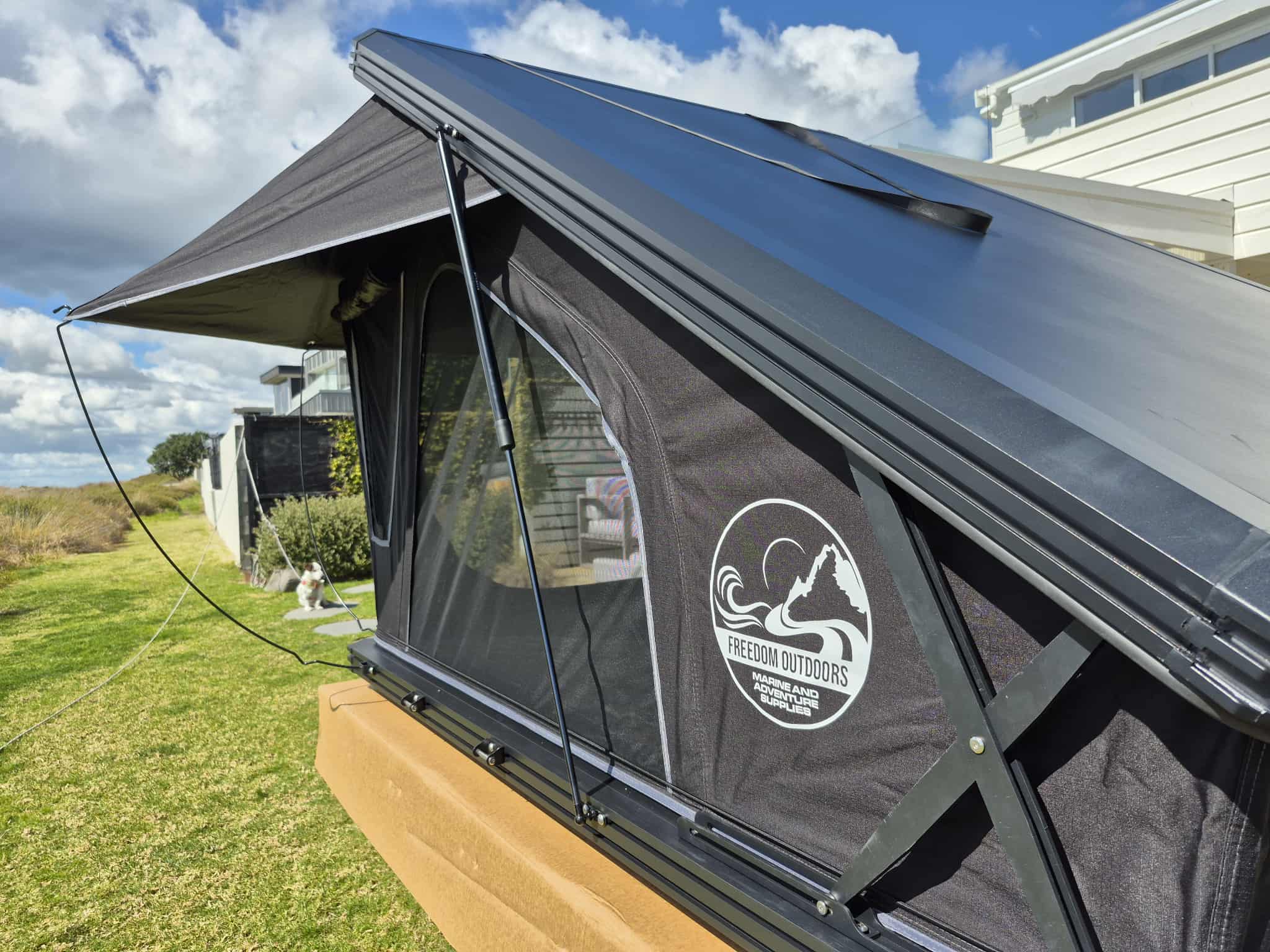 Rooftop tent - X Hinge