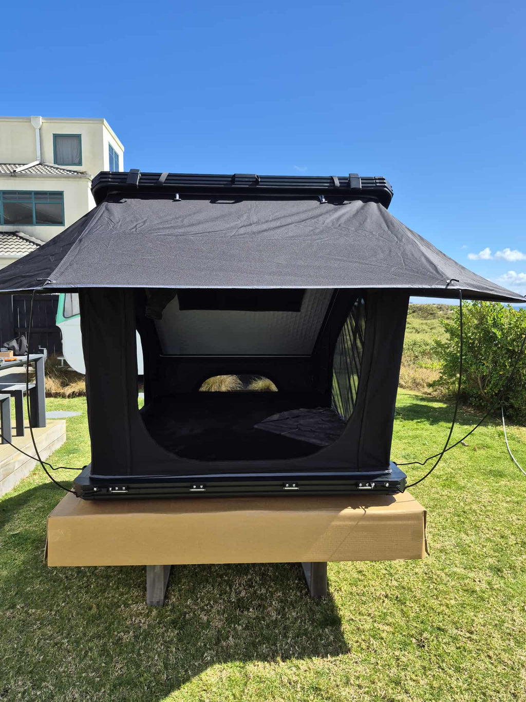 Rooftop tent - X Hinge