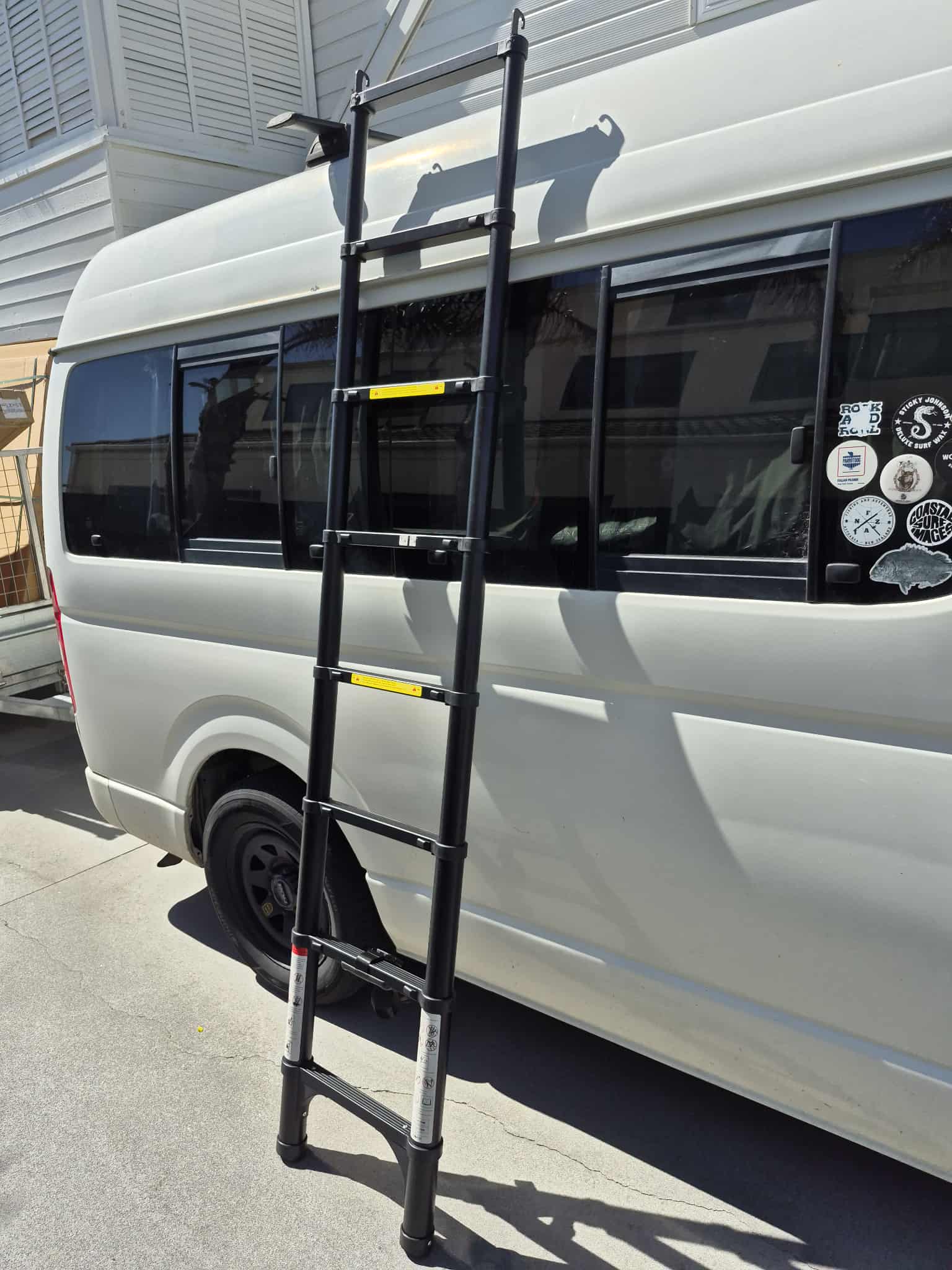 Rooftop tent - V Hinge