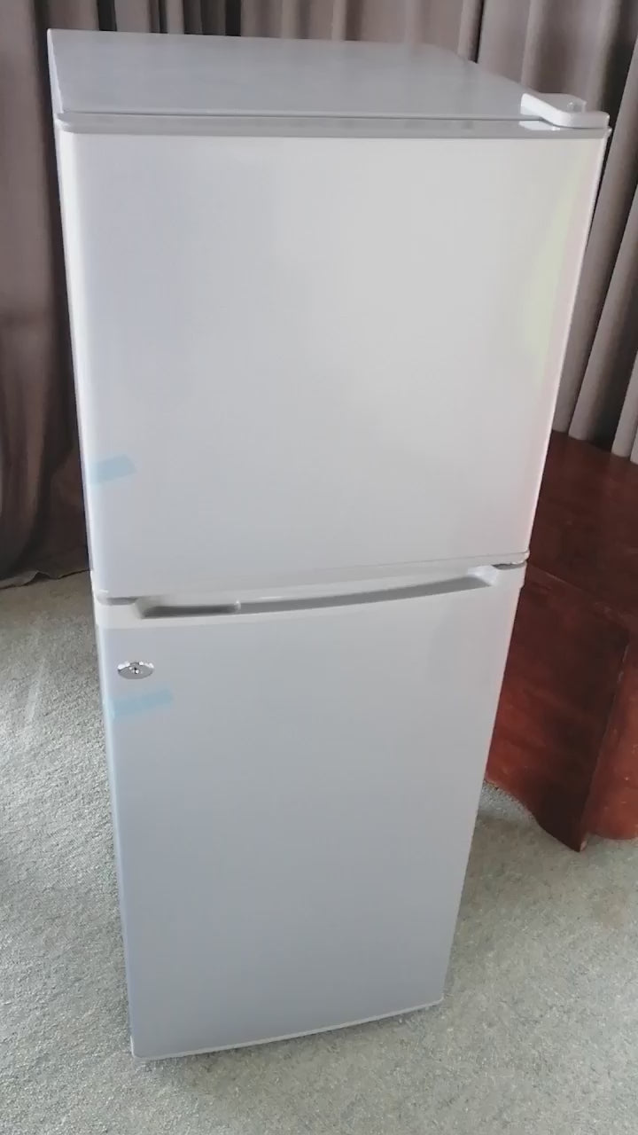 Fridge freezer 12/24v DC 128l for boat/caravan/truck/RV/Tiny house/off grid living